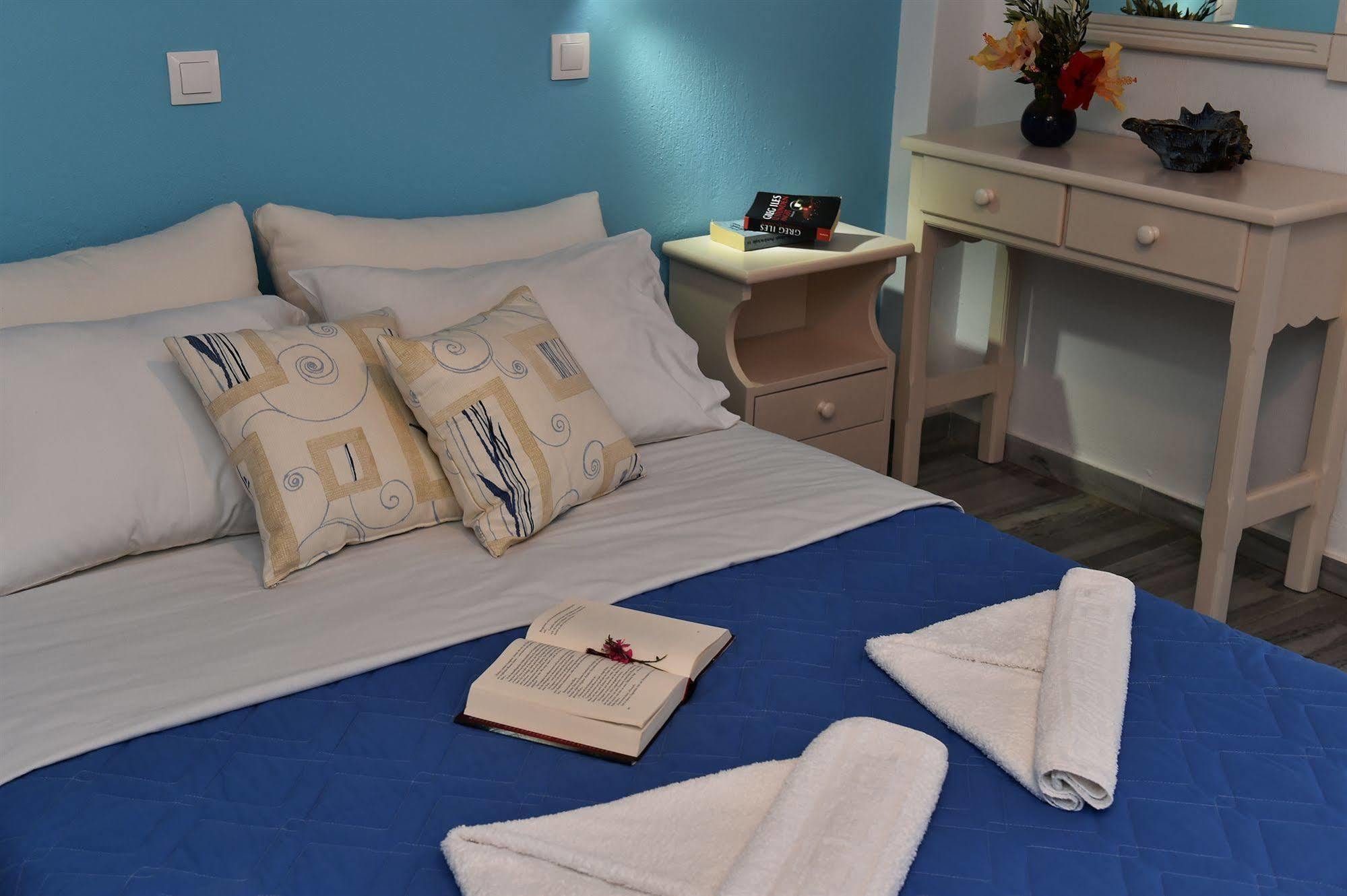 Apartments Tarsa Дриос Екстериор снимка
