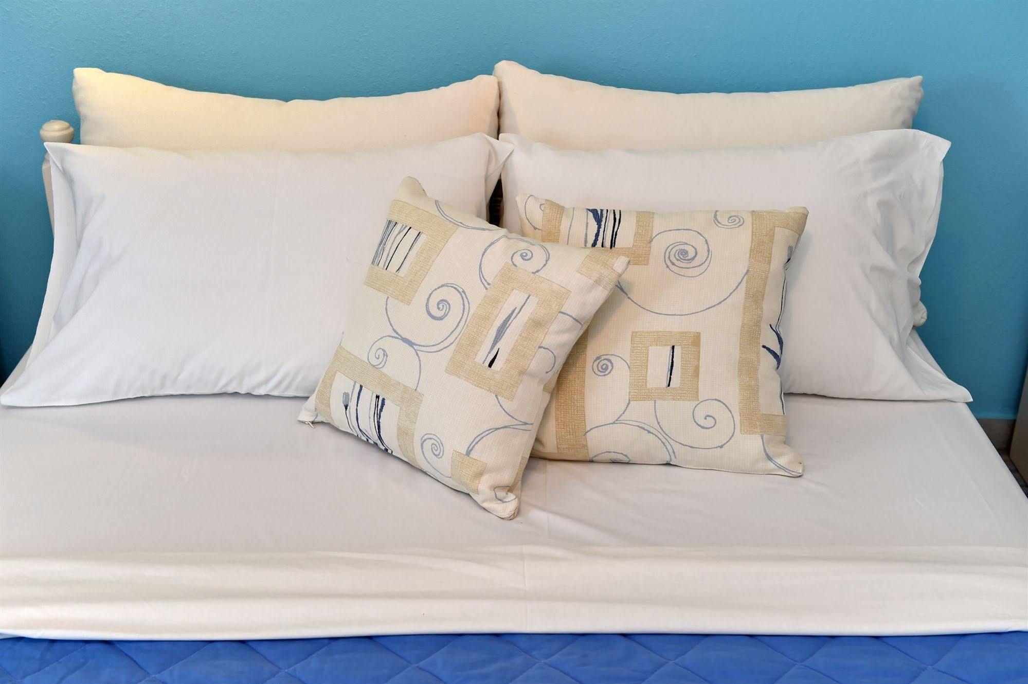 Apartments Tarsa Дриос Екстериор снимка