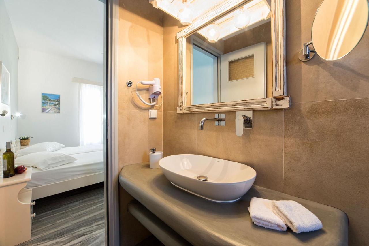 Apartments Tarsa Дриос Екстериор снимка