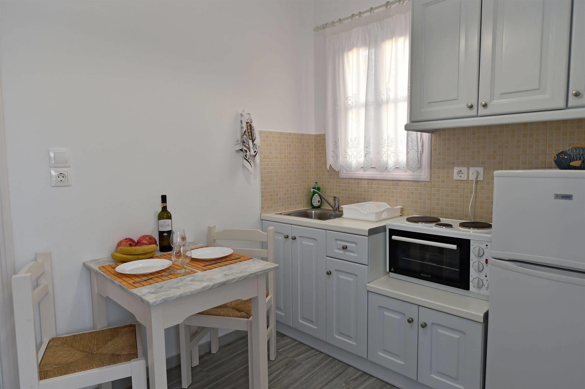 Apartments Tarsa Дриос Екстериор снимка